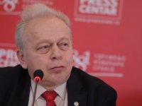 round-table-10032026-06